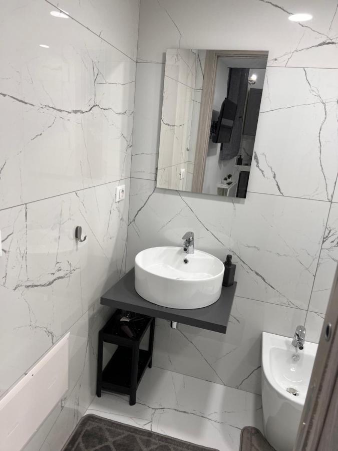 Ferienwohnung La New House Di Seby CTA Exterior foto